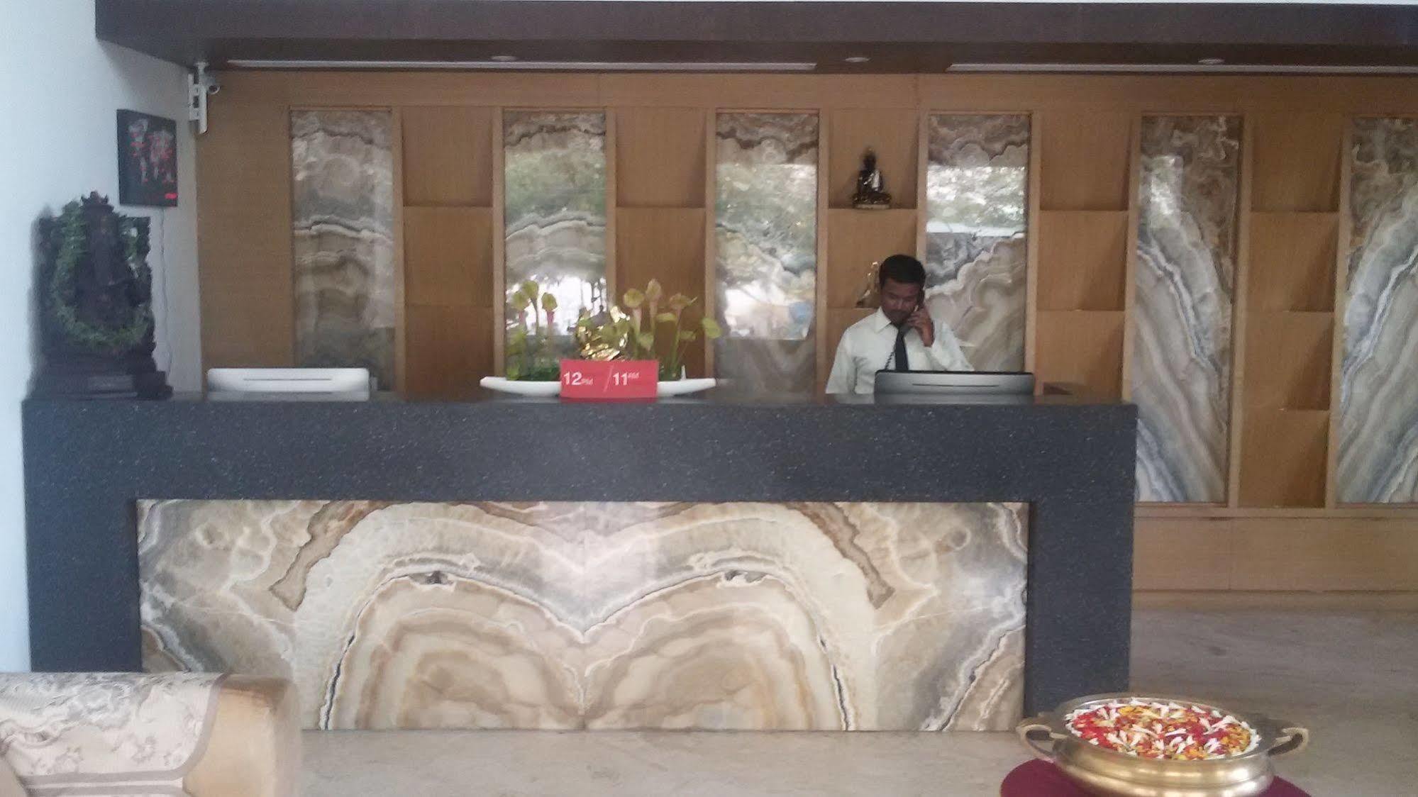 The Spk Hotel Madurai Exterior photo
